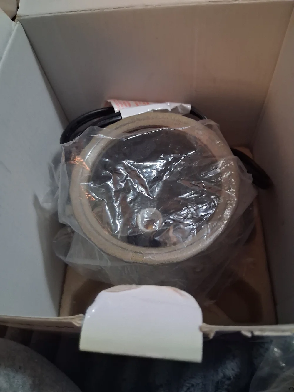 NIB Scentsy Chisel Mid-Size Warmer